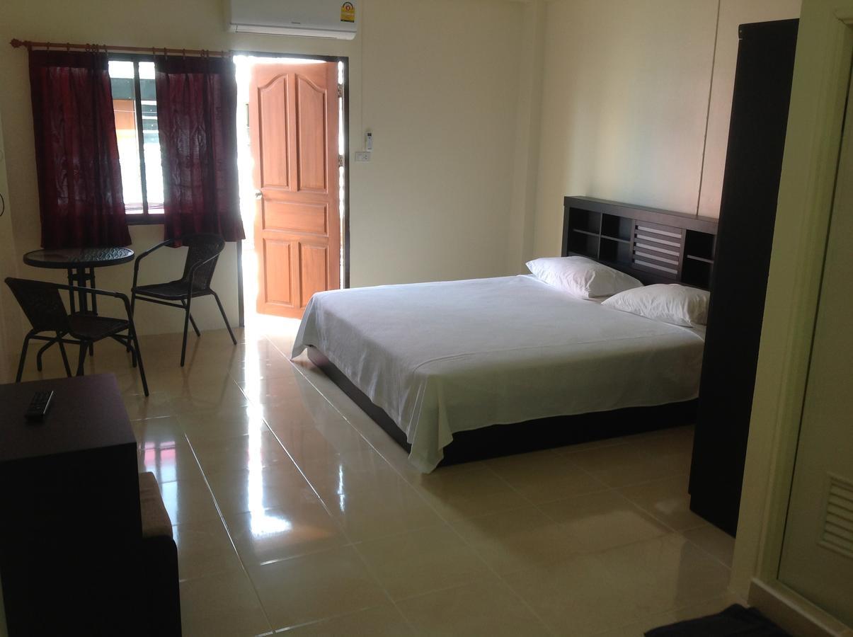 English Rose Guesthouse Pattaya Exterior foto