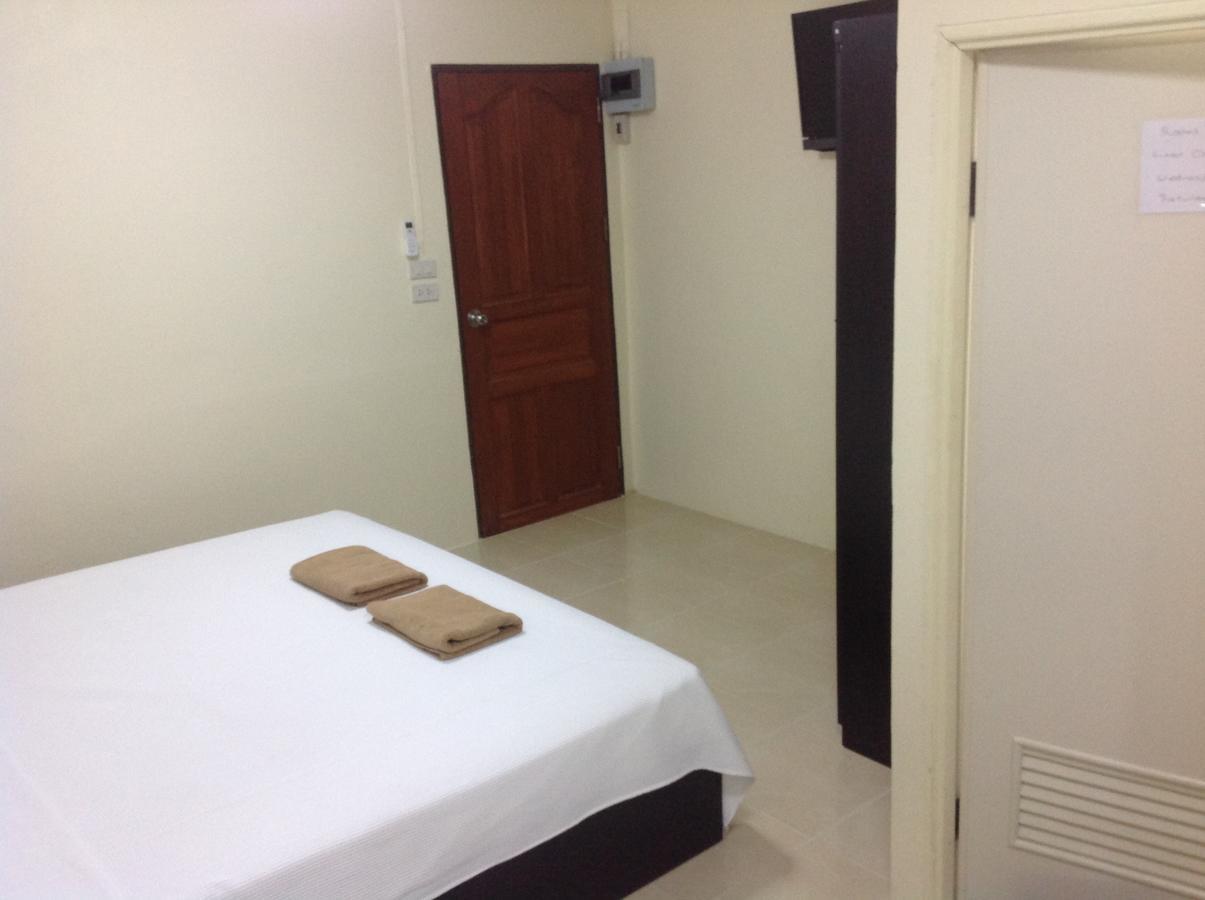 English Rose Guesthouse Pattaya Exterior foto